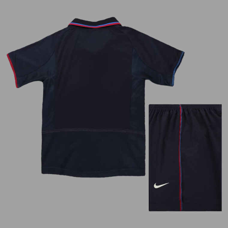02_03 Barcelona Away Kids Retro Soccer Jersey Size 16-28 2(1)