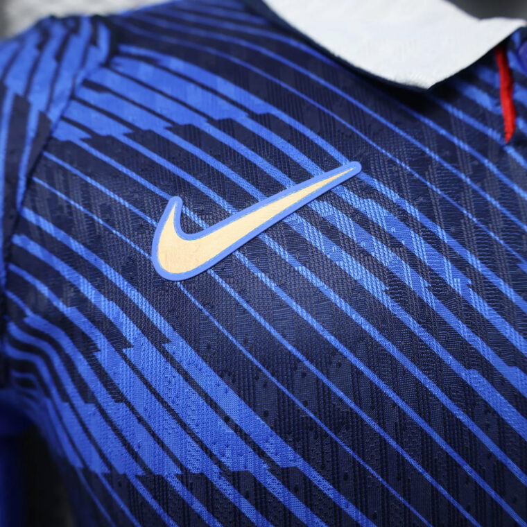 2026 France Home Long Sleeve Player Version Soccer Jersey 4