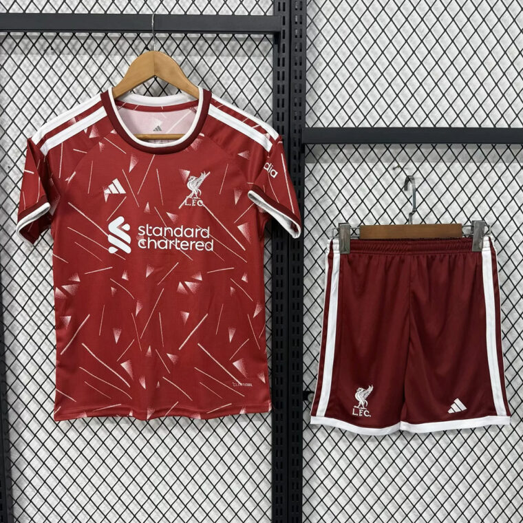 26 27 Liverpool Home Kids Soccer Jersey Size 16-28