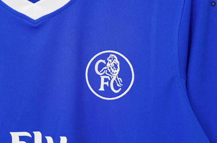 03_05 Chelsea Home Retro Soccer Jersey 4