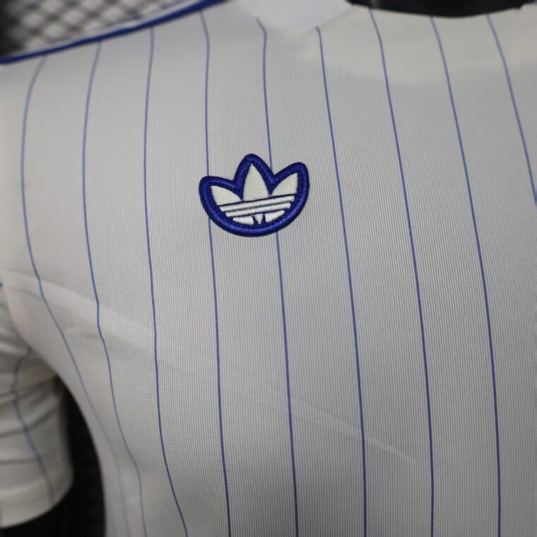 25_26 Chelsea Terrace Icons White Shirt 4