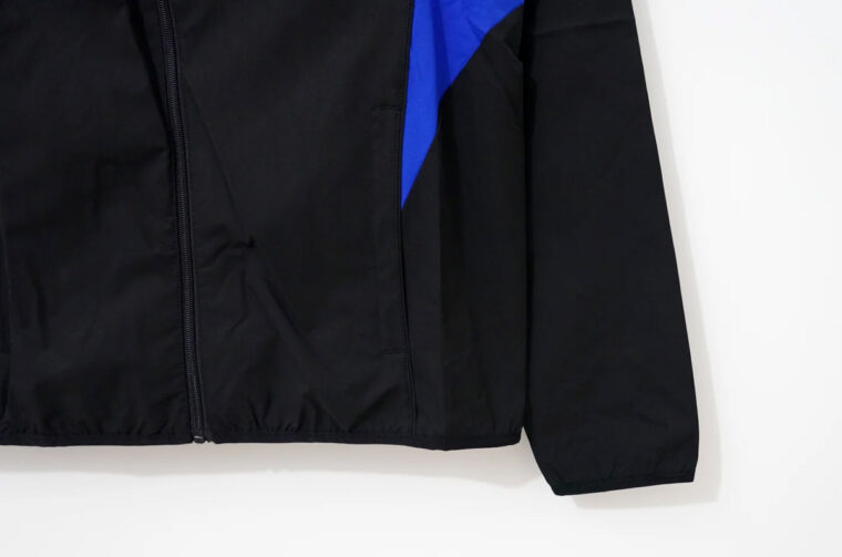 25_26 Manchester United Black Blue Yellow Windbreaker 5